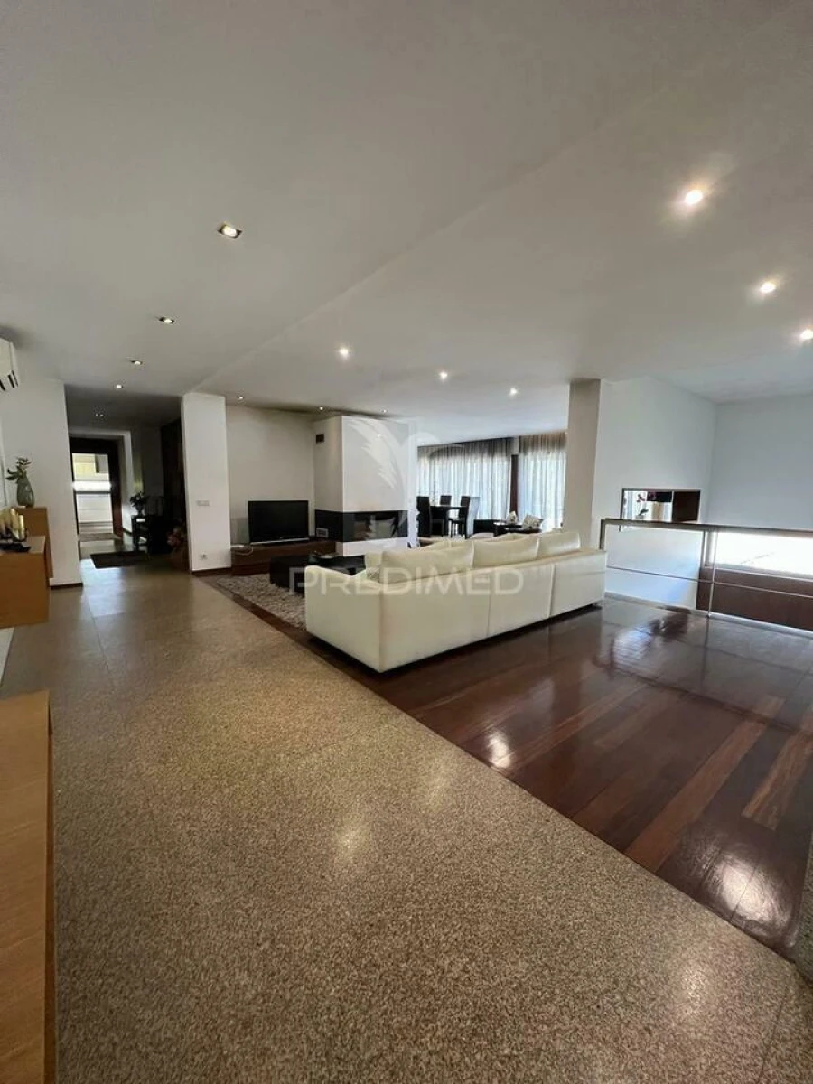 Moradia T4 para Venda em Barco Foto 19