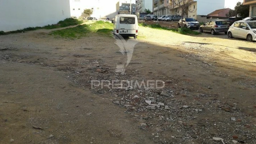 Terreno para Venda em Setubal (São Sebastião) Foto 7
