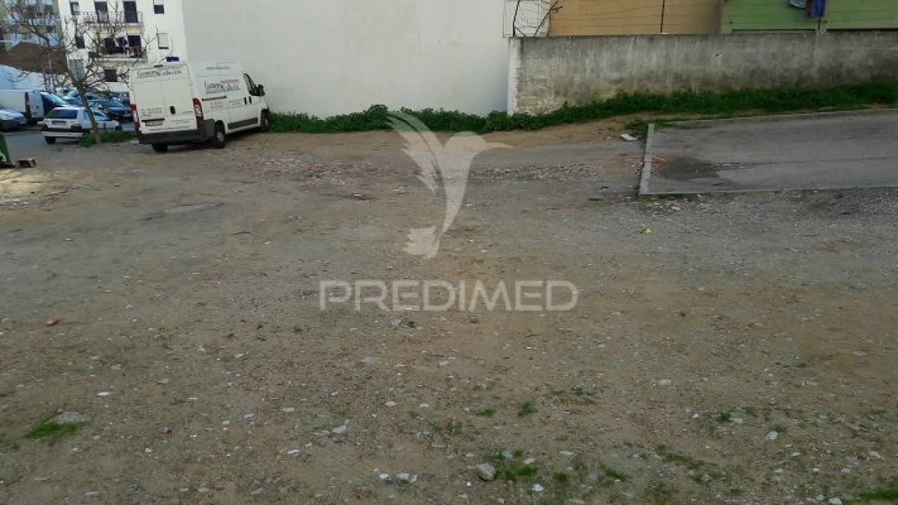 Terreno para Venda em Setubal (São Sebastião) Foto 8