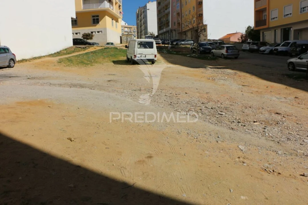 Terreno para Venda em Setubal (São Sebastião) Foto 9