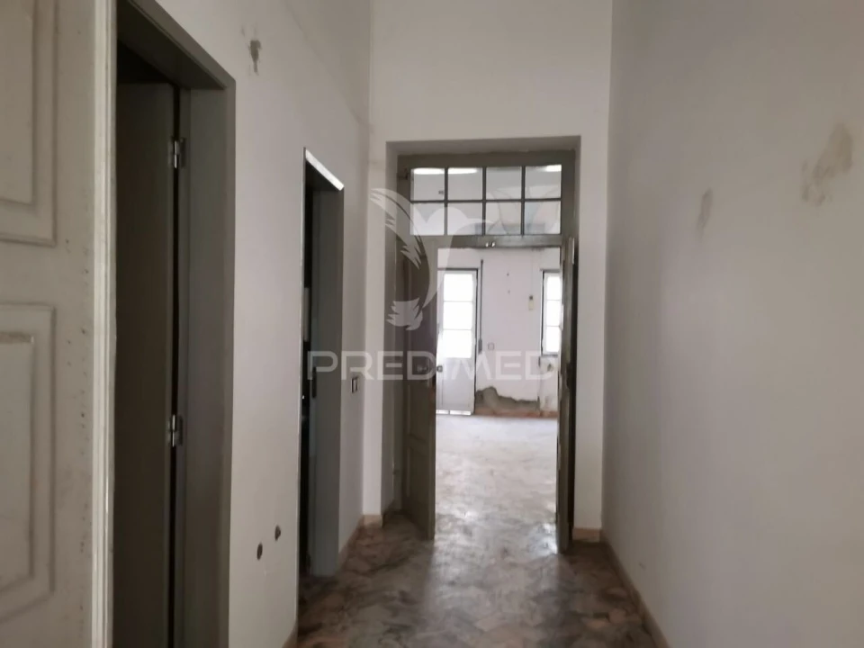 Moradia T8 para Venda em Beja (Salvador e Santa Maria da Feira) Foto 4