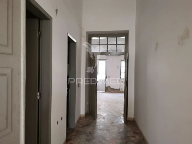 Moradia T8 para Venda em Beja (Salvador e Santa Maria da Feira) Foto 4