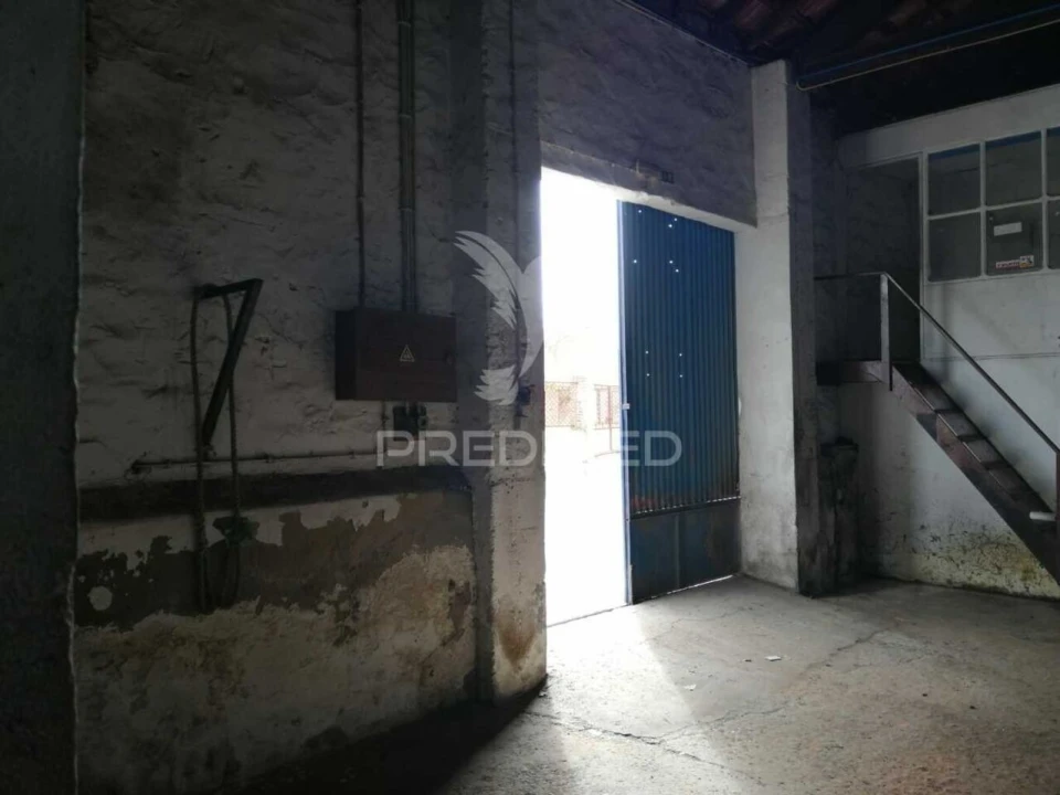 Armazém para Venda em Ermidas-Sado Foto 21