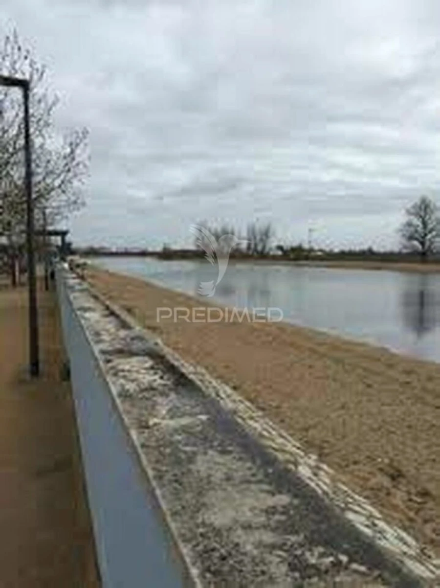 Terreno para Venda em Coruche, Fajarda e Erra Foto 3