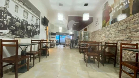 Loja para Trespasse em Rio Maior
