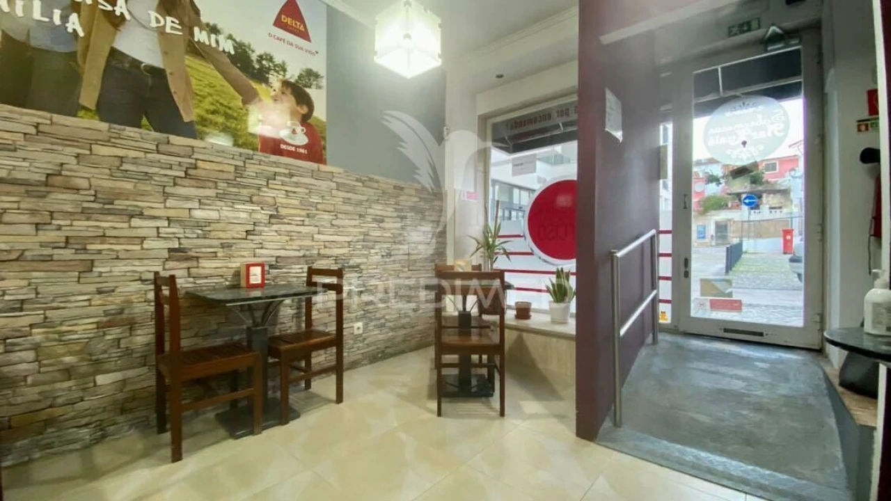 Loja para Trespasse em Rio Maior Foto 5