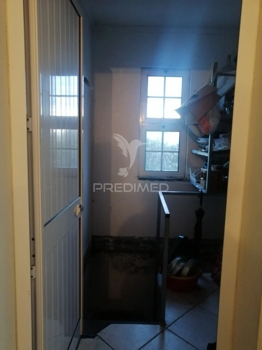 Moradia T4 para Venda em Madalena Foto 13