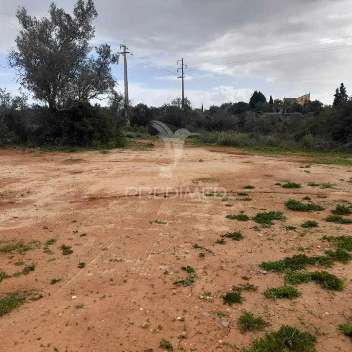 Terreno para Venda em Quelfes Foto 6