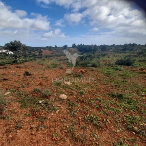Terreno para Venda em Quelfes Foto 2