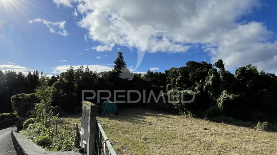 Terreno para Venda em Urzelina (São Mateus)