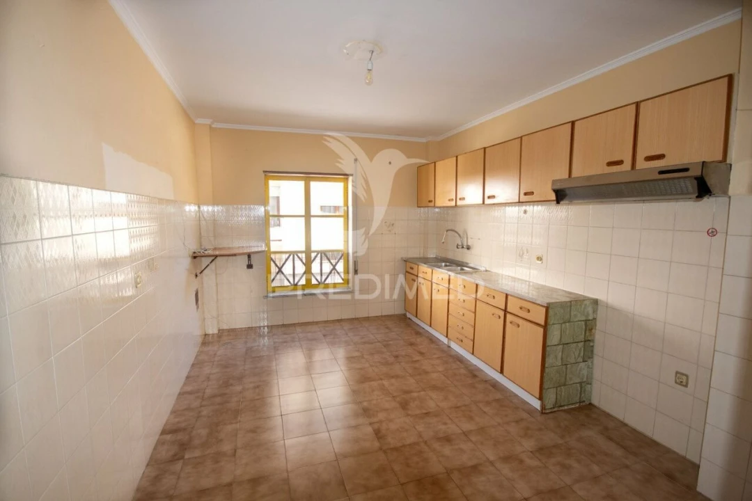 Apartamento T3 para Venda em Gouveia (São Pedro e São Julião) Foto 2