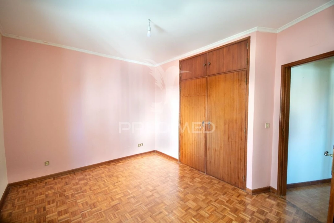 Apartamento T3 para Venda em Gouveia (São Pedro e São Julião) Foto 8