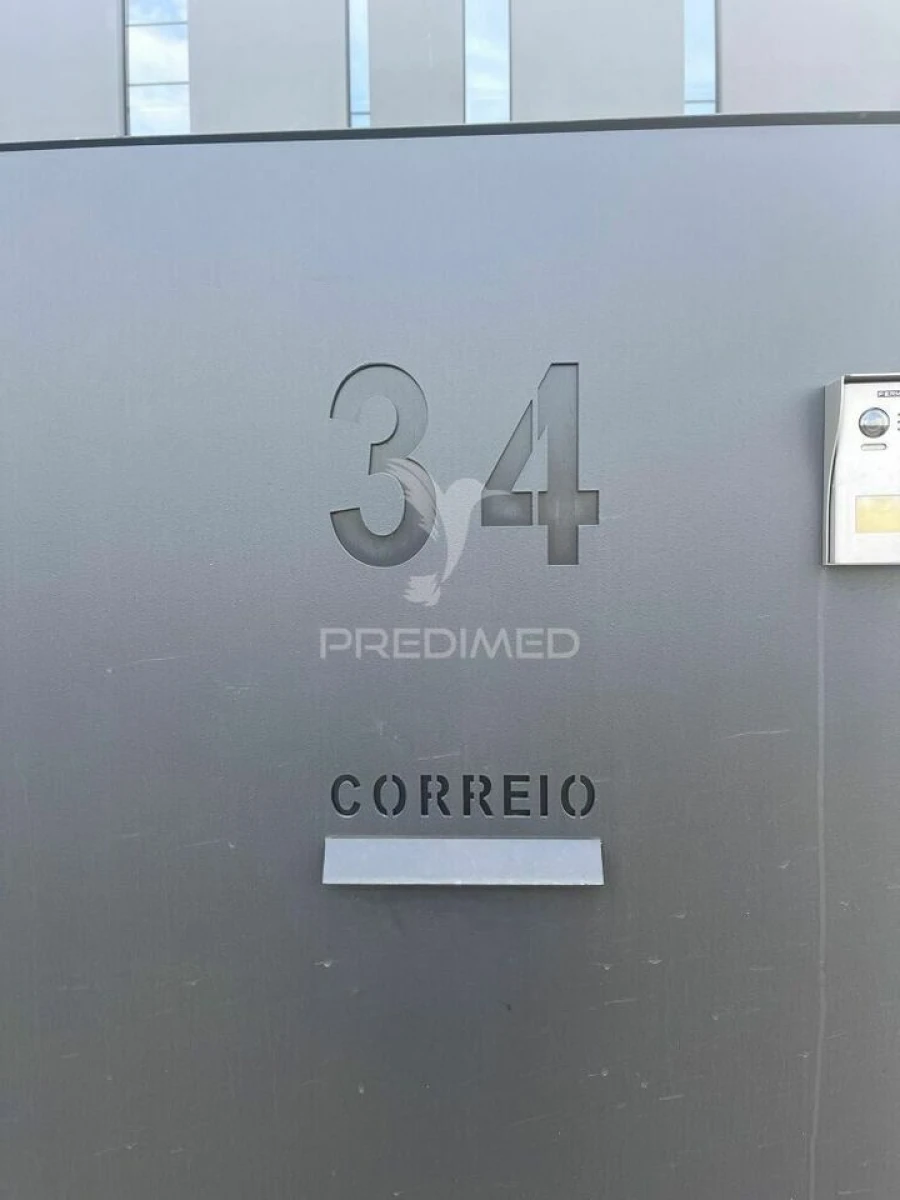 Armazém para Arrendamento em Santo António dos Cavaleiros e Frielas Foto 14