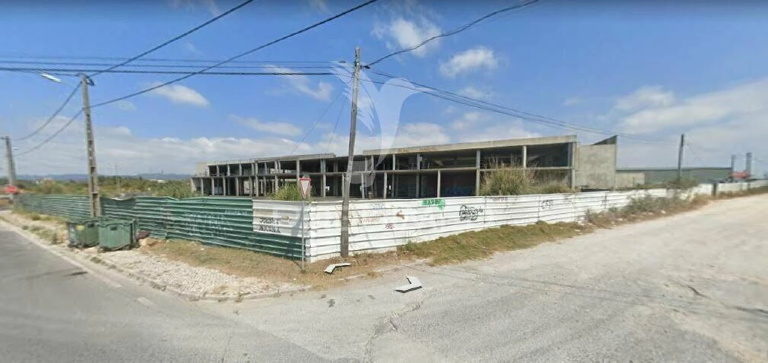 Armazém para Venda em Rio de Mouro Foto 14