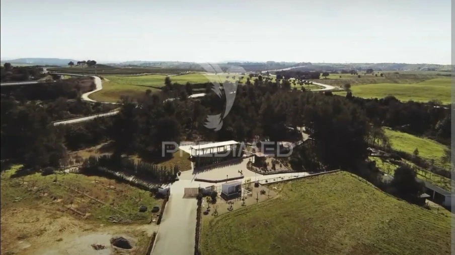 Quinta T2 para Venda em Achete, Azoia de Baixo e Póvoa de Santarém Foto 2