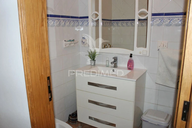 Quinta T8 para Venda em Santo Aleixo Foto 16