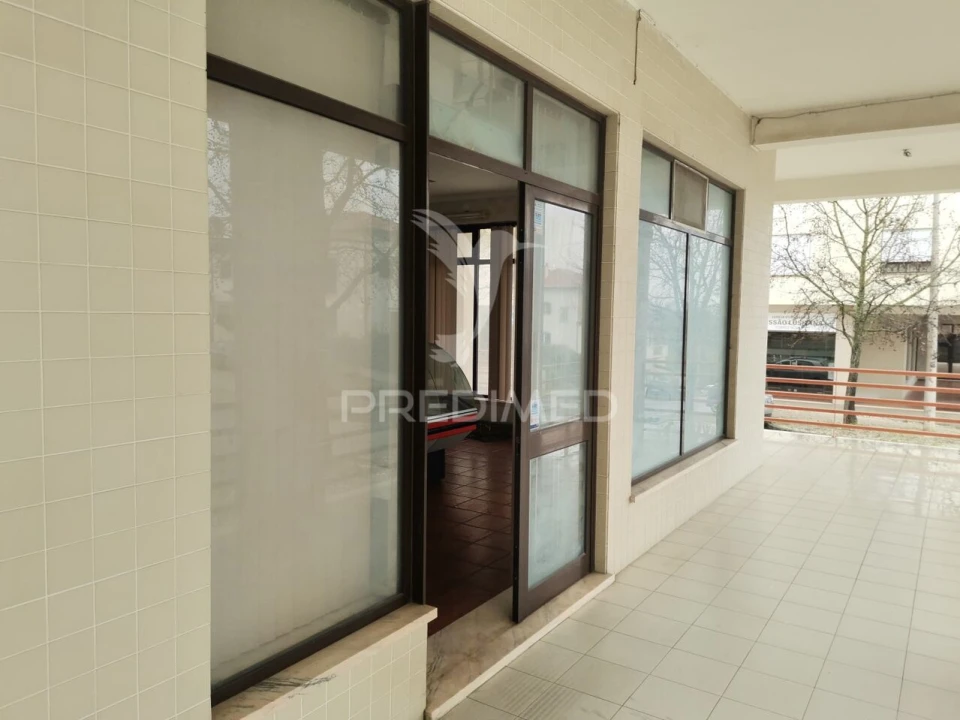 Loja para Venda em Torres Novas (São Pedro), Lapas e Ribeira Branca Foto 1