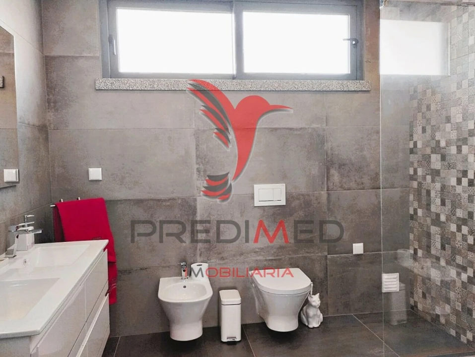 Moradia T4 para Venda em Portimão Foto 7