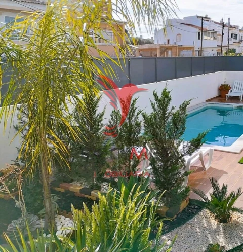 Moradia T4 para Venda em Portimão