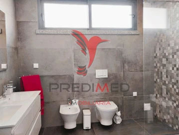 Moradia T4 para Venda em Portimão