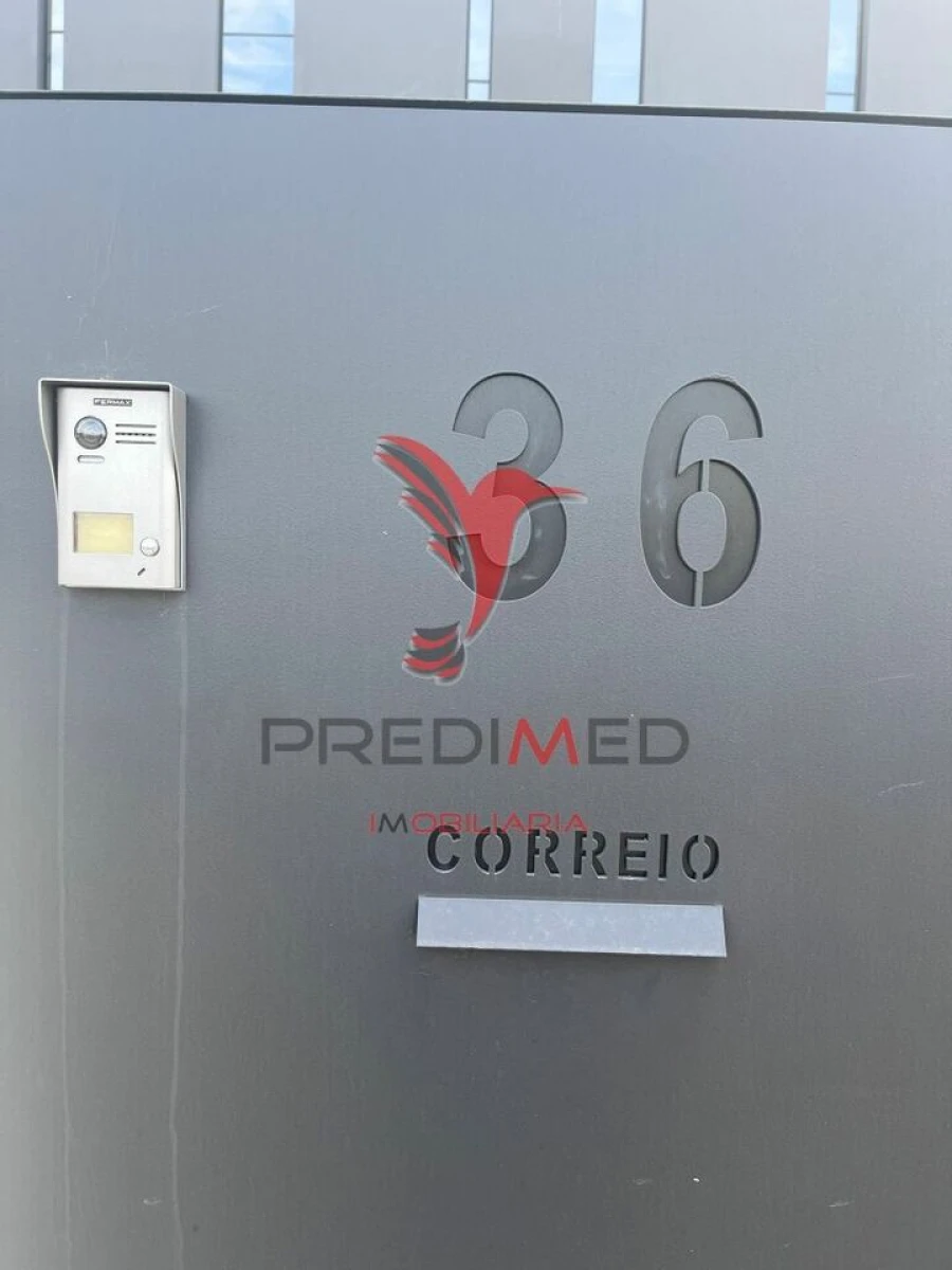 Armazém para Arrendamento em Santo António dos Cavaleiros e Frielas Foto 13