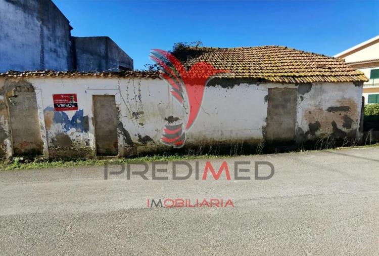 Moradia T2 para Venda em Azoia de Cima e Tremês Foto 6