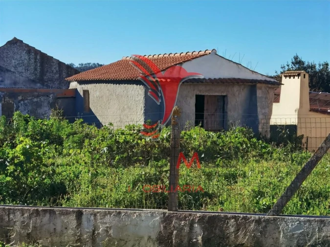 Moradia T2 para Venda em Azoia de Cima e Tremês Foto 15