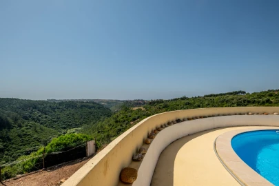 Moradia T5 para Venda em Mafra