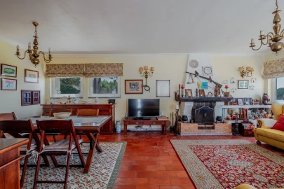 Moradia T5 para Venda em Mafra