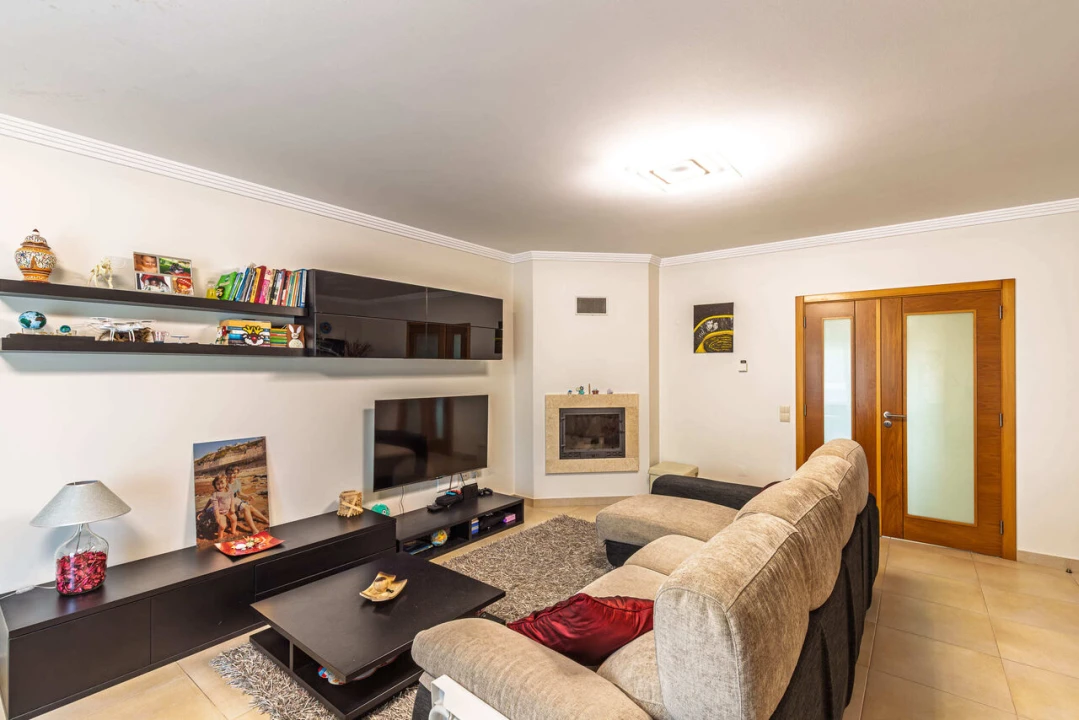 Moradia T3 para Venda em Santo Isidoro Foto 4