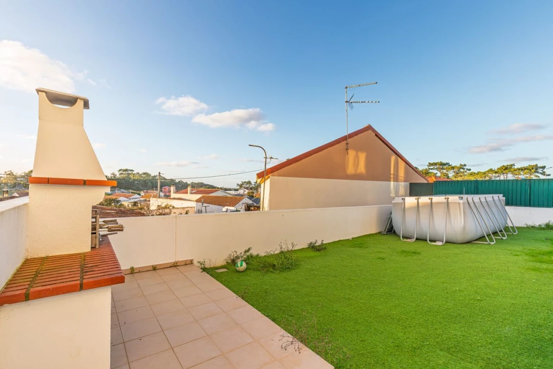 Moradia T3 para Venda em Santo Isidoro Foto 27