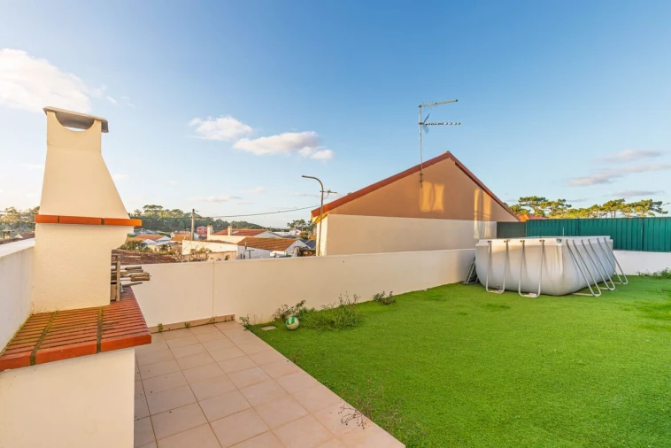 Moradia T3 para Venda em Santo Isidoro Foto 27