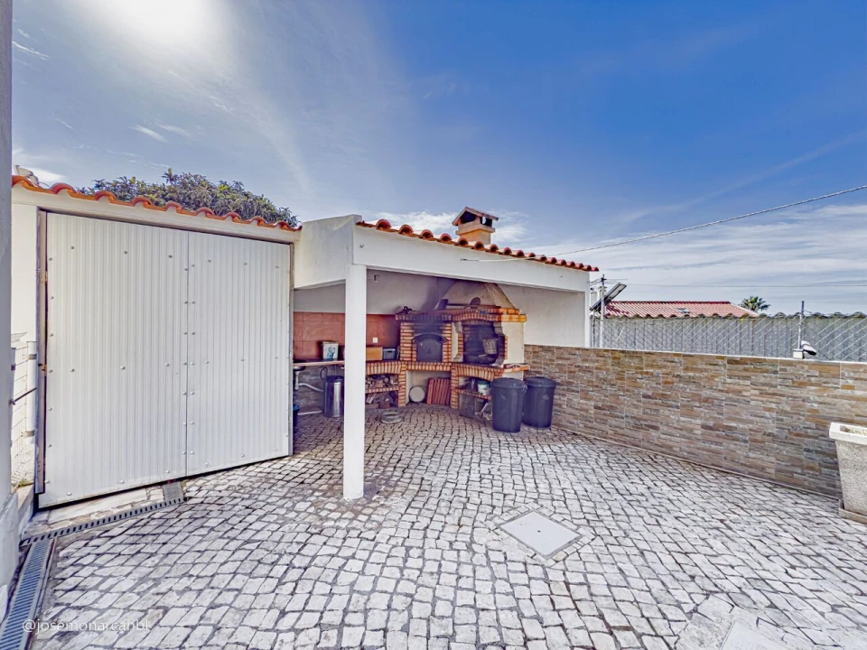 Moradia T5 para Venda em Ericeira Foto 38