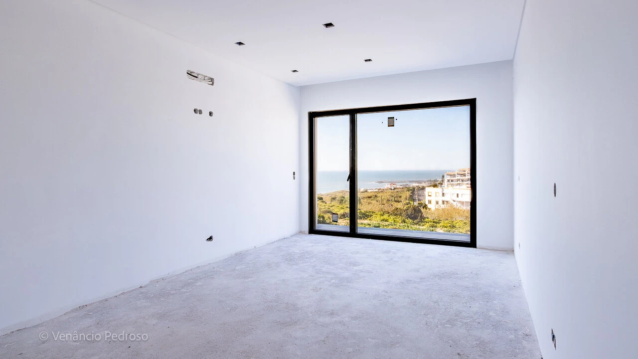 Moradia T4 para Venda em Ericeira Foto 9