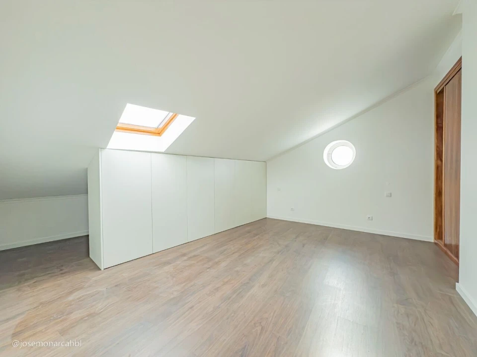 Moradia T3 para Venda em São João das Lampas e Terrugem Foto 18