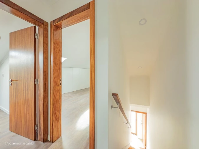 Moradia T3 para Venda em São João das Lampas e Terrugem Foto 14