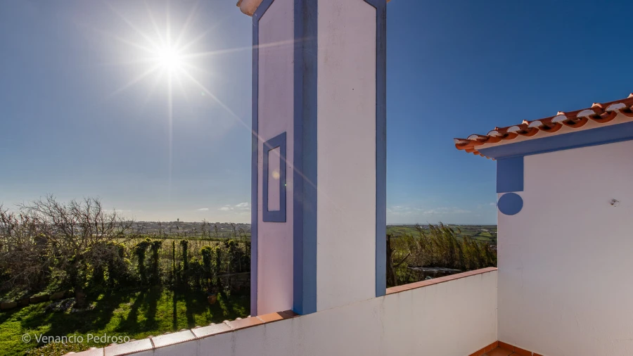 Moradia T5 para Venda em Encarnação Foto 37