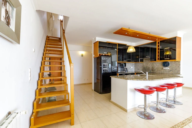 Apartamento T4 para Venda em Ericeira Foto 4