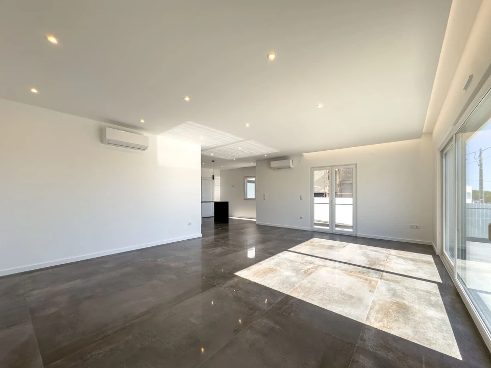 Moradia T4 para Venda em Silveira Foto 9