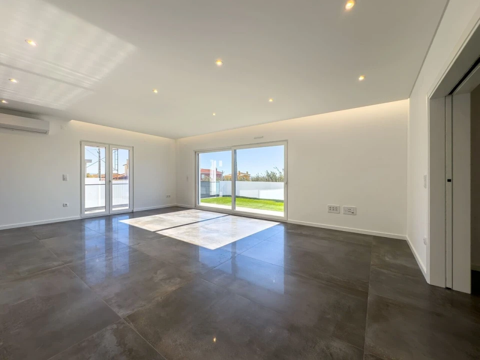 Moradia T4 para Venda em Silveira Foto 10