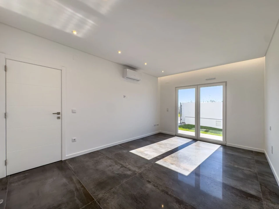 Moradia T4 para Venda em Silveira Foto 20