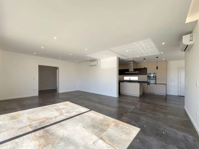 Moradia T4 para Venda em Silveira Foto 12