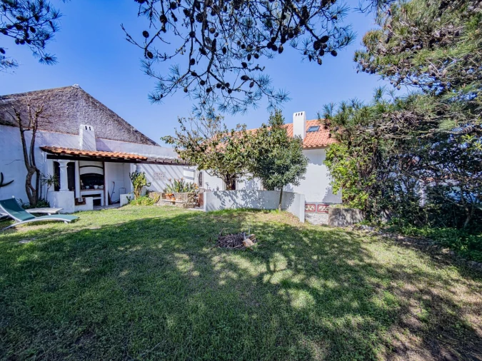 Moradia T2 para Venda em São Pedro da Cadeira Foto 29