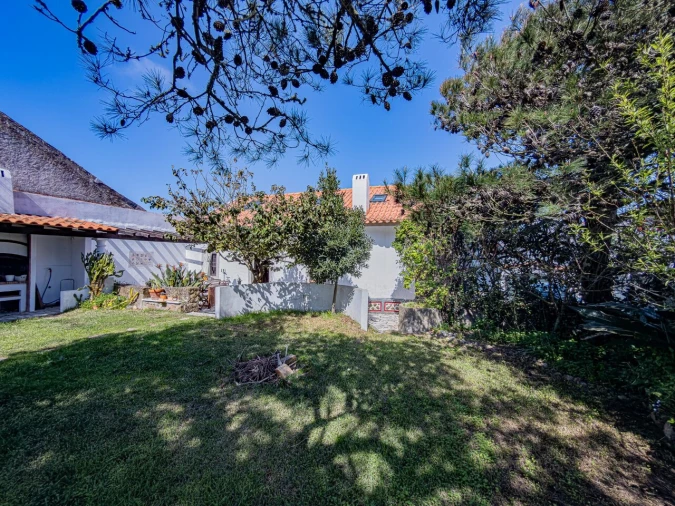 Moradia T2 para Venda em São Pedro da Cadeira Foto 33