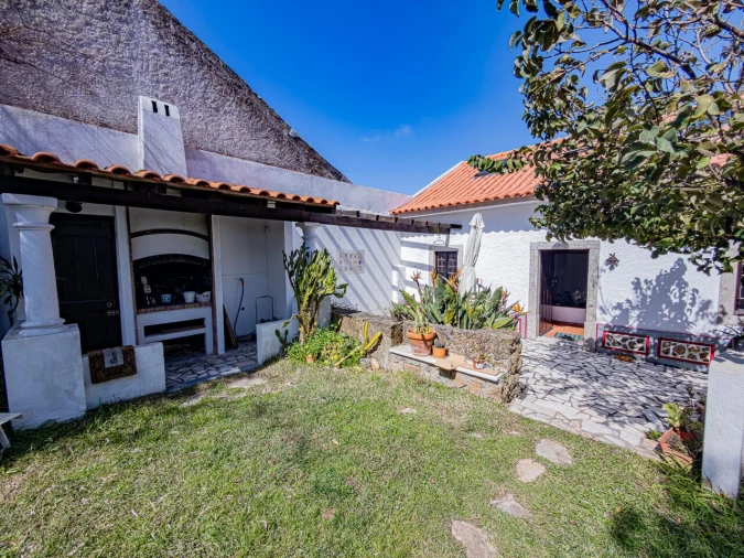 Moradia T2 para Venda em São Pedro da Cadeira Foto 34