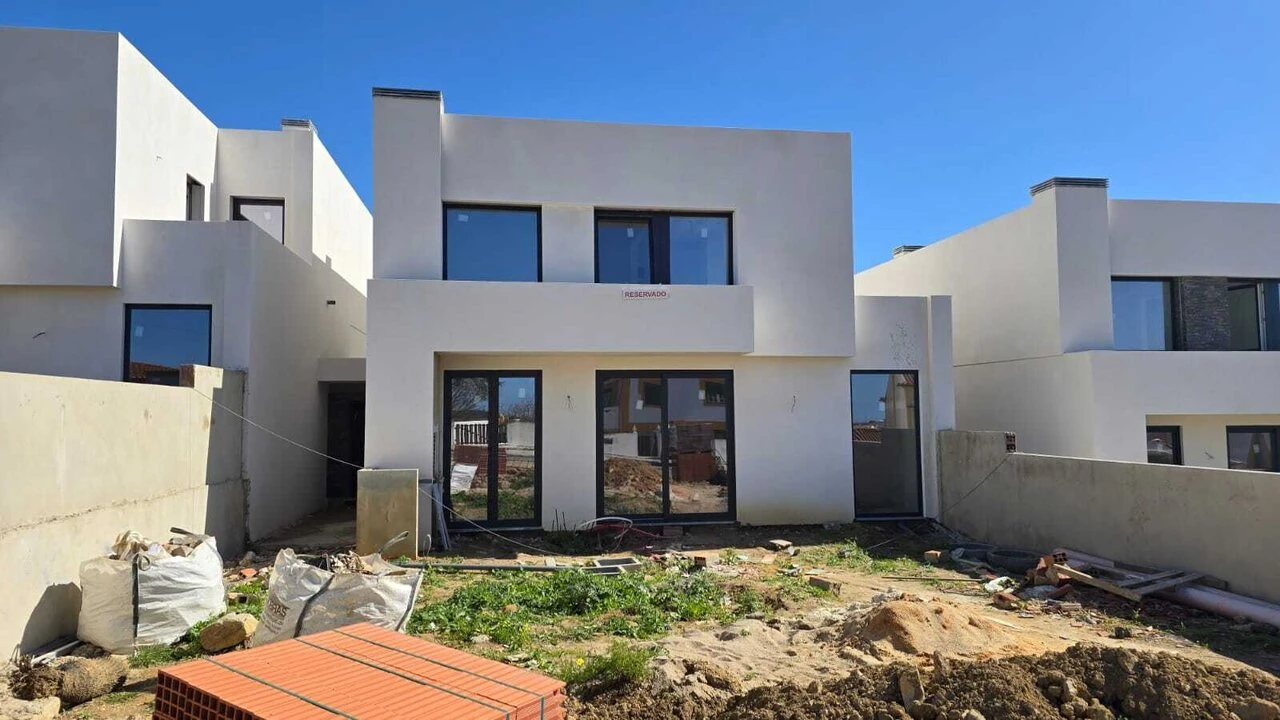 Moradia T4 para Venda em Mafra Foto 1