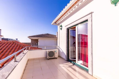Moradia T5 para Venda em Ericeira