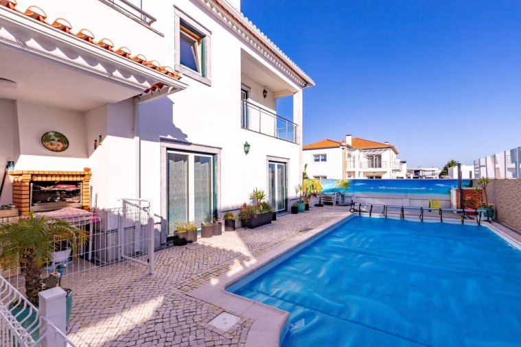 Moradia T5 para Venda em Ericeira Foto 32