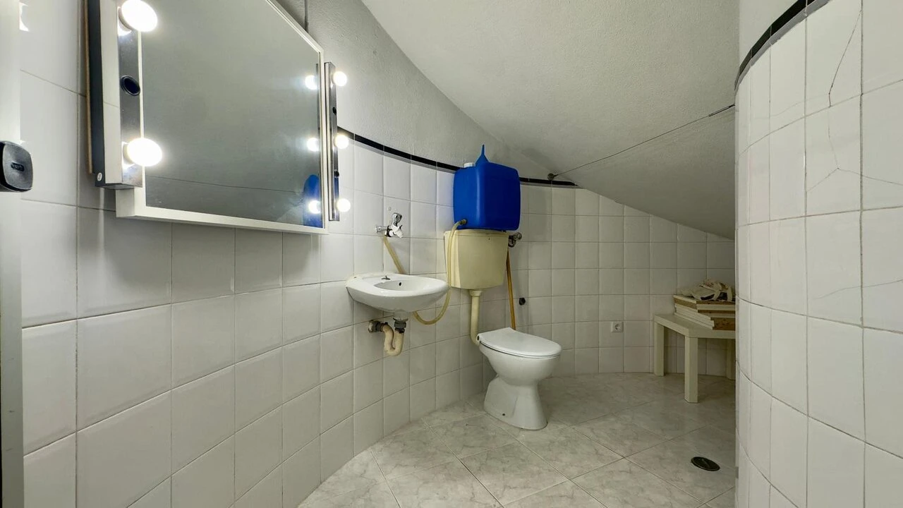 Loja para Arrendamento em Ericeira Foto 2