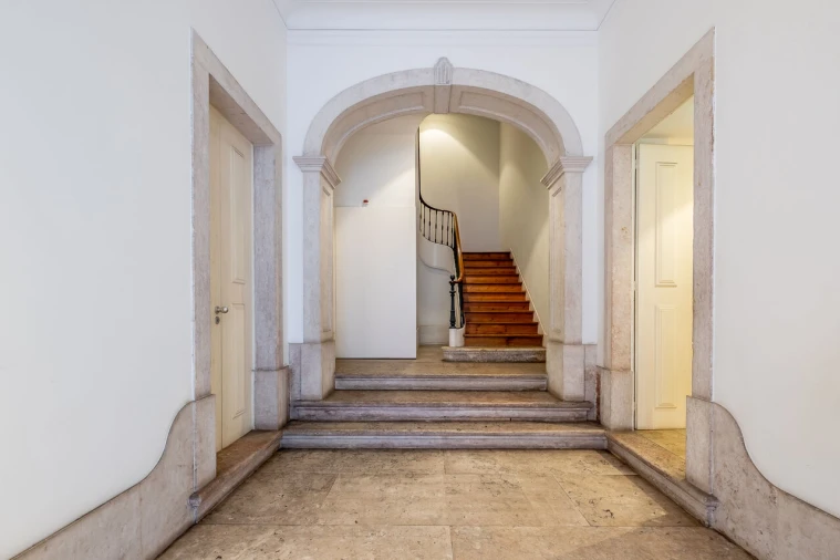 Apartamento T5 para Venda em Campo de Ourique Foto 45